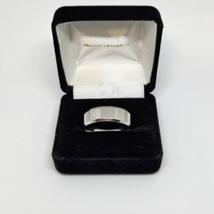 New stylish steel gloss silver wedding band ring